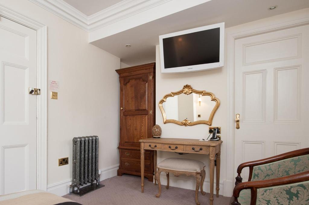 Dalston Hall Carlisle (Cumbria) Quarto foto